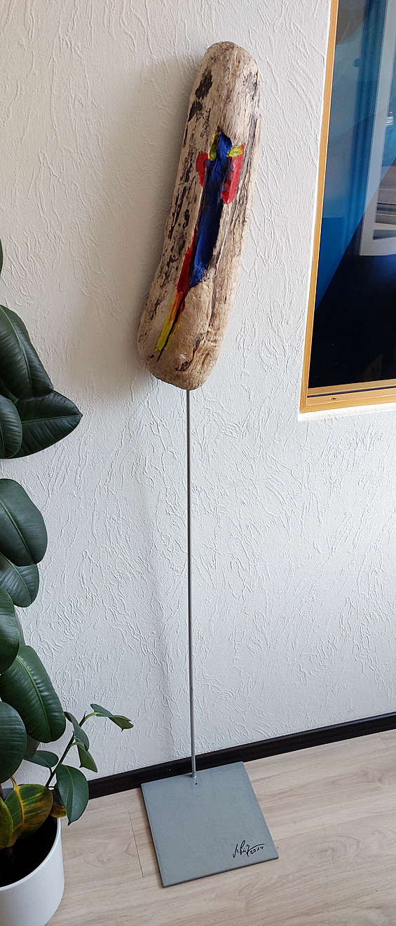 Foto des Kunstwerks "Colourful angel in wood", 2014